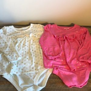 Toddler 24 month onesies.